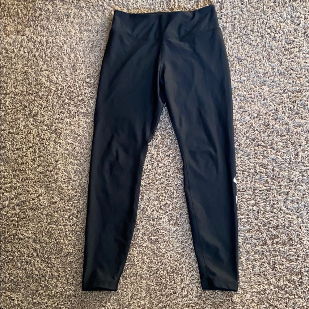Women’s Size Medium Nike Leggings